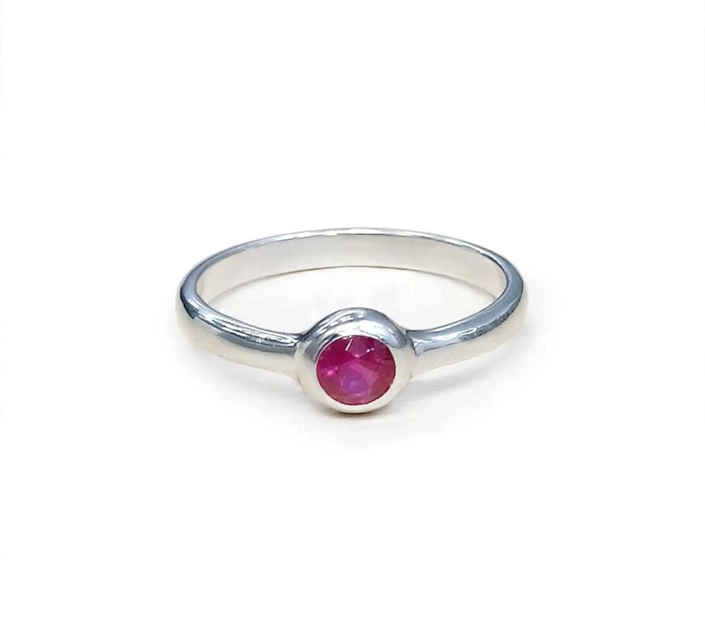 Anillo Scarlet